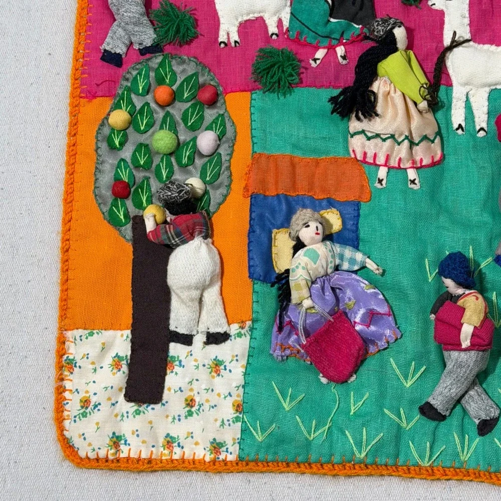 Arpillera Wall Hanging Unisex 19x19 Multicolor Folk Art Peru Textile